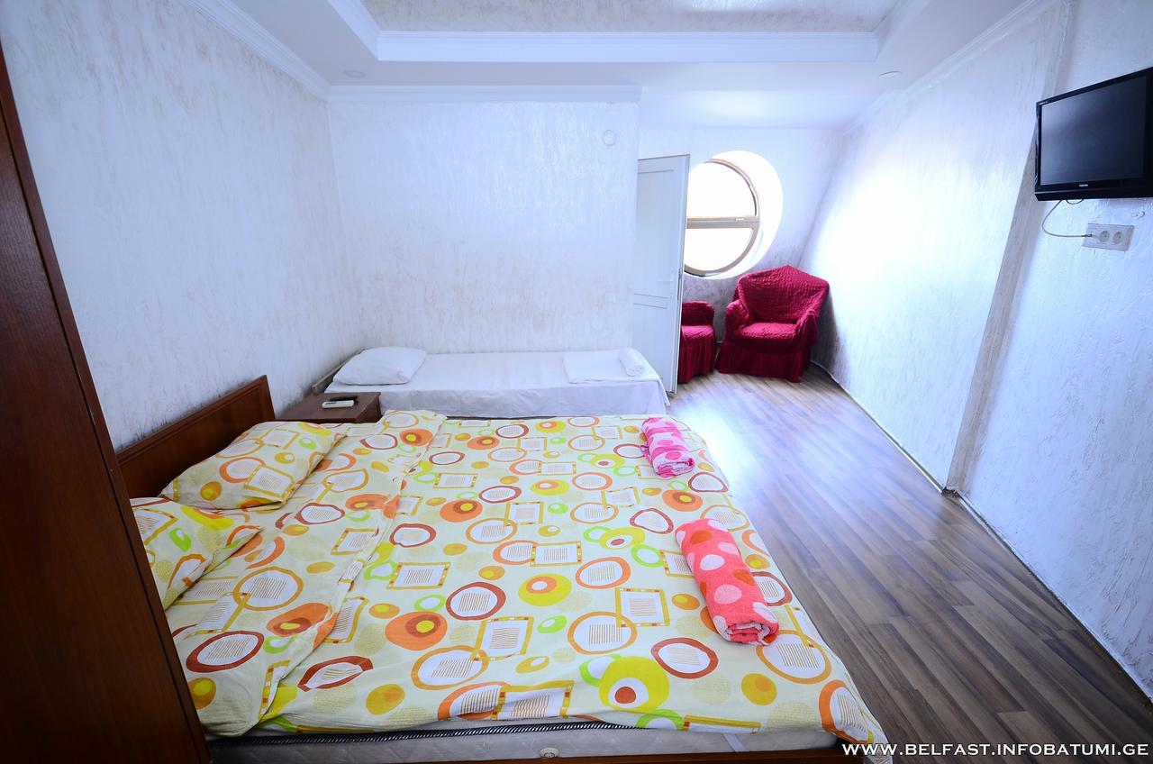 Hotel Belfast Batumi Luaran gambar