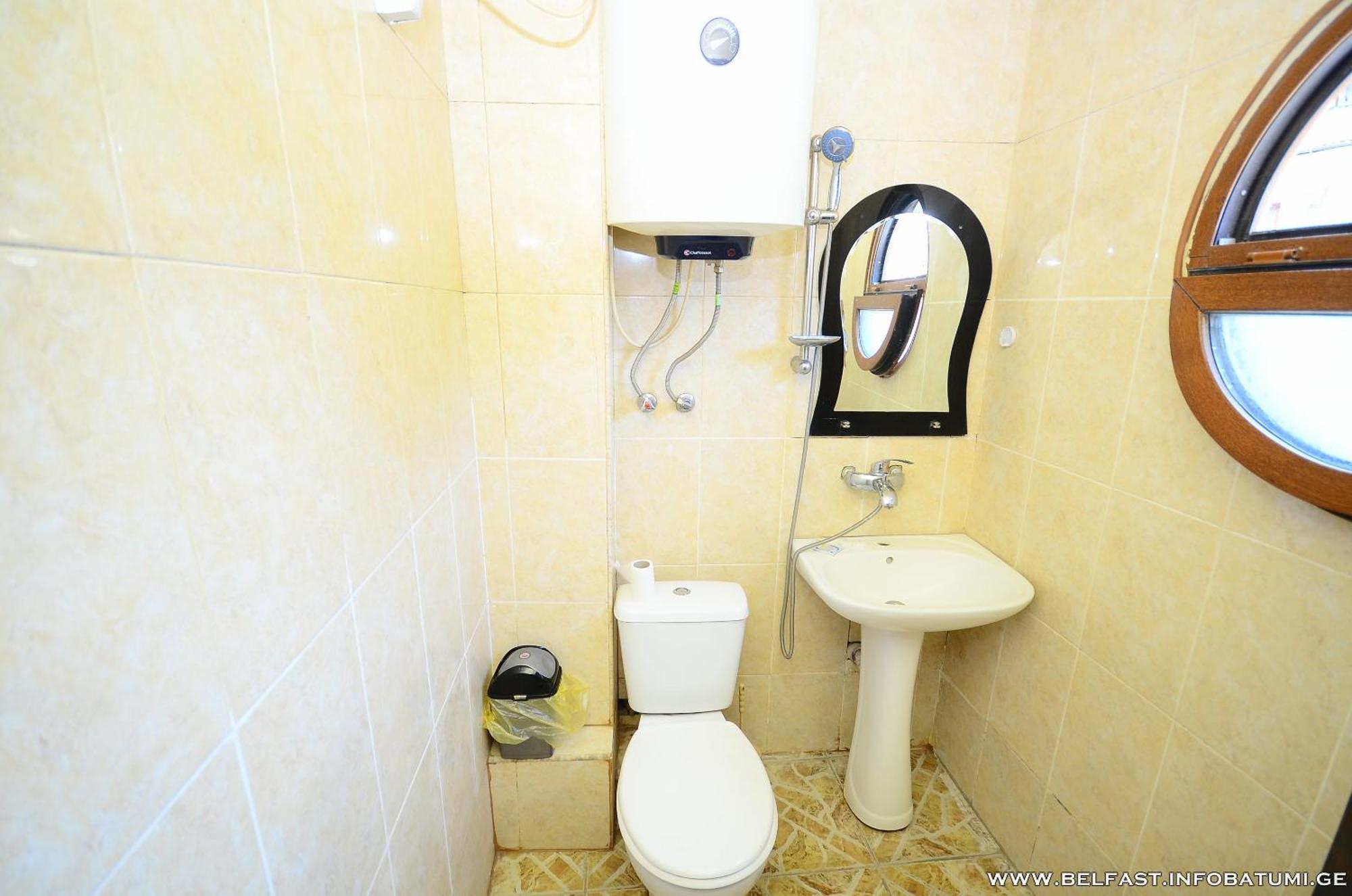 Hotel Belfast Batumi Luaran gambar