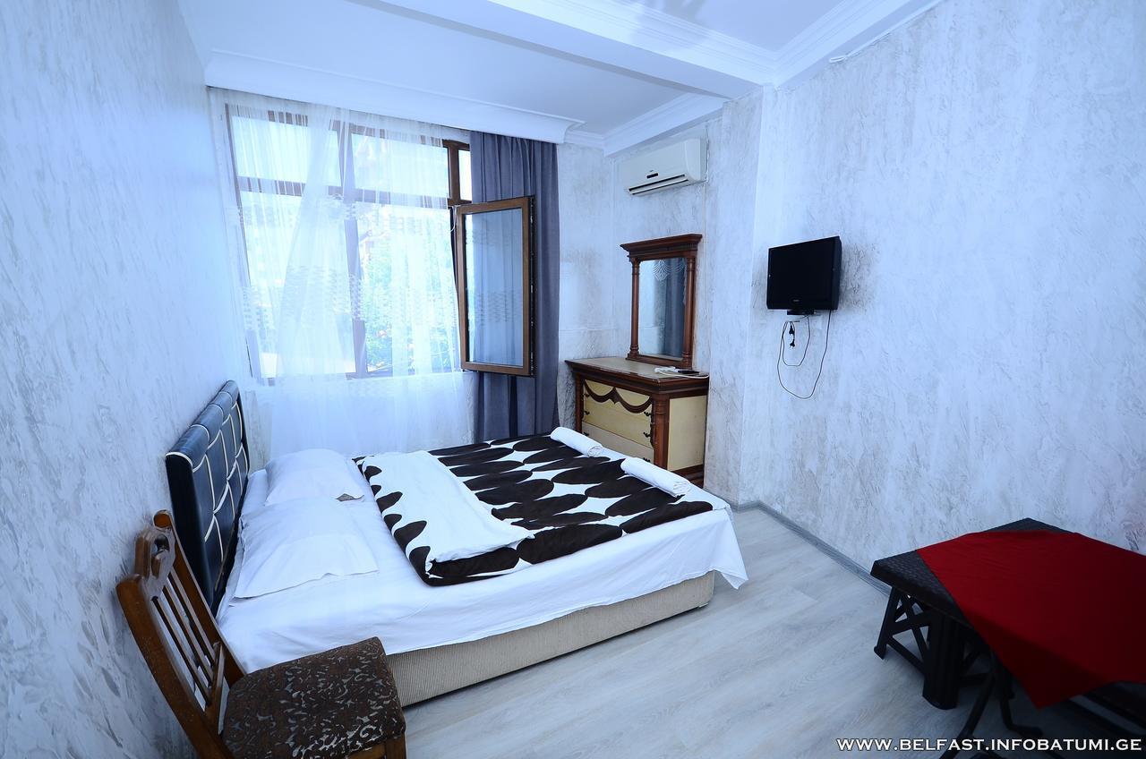 Hotel Belfast Batumi Luaran gambar